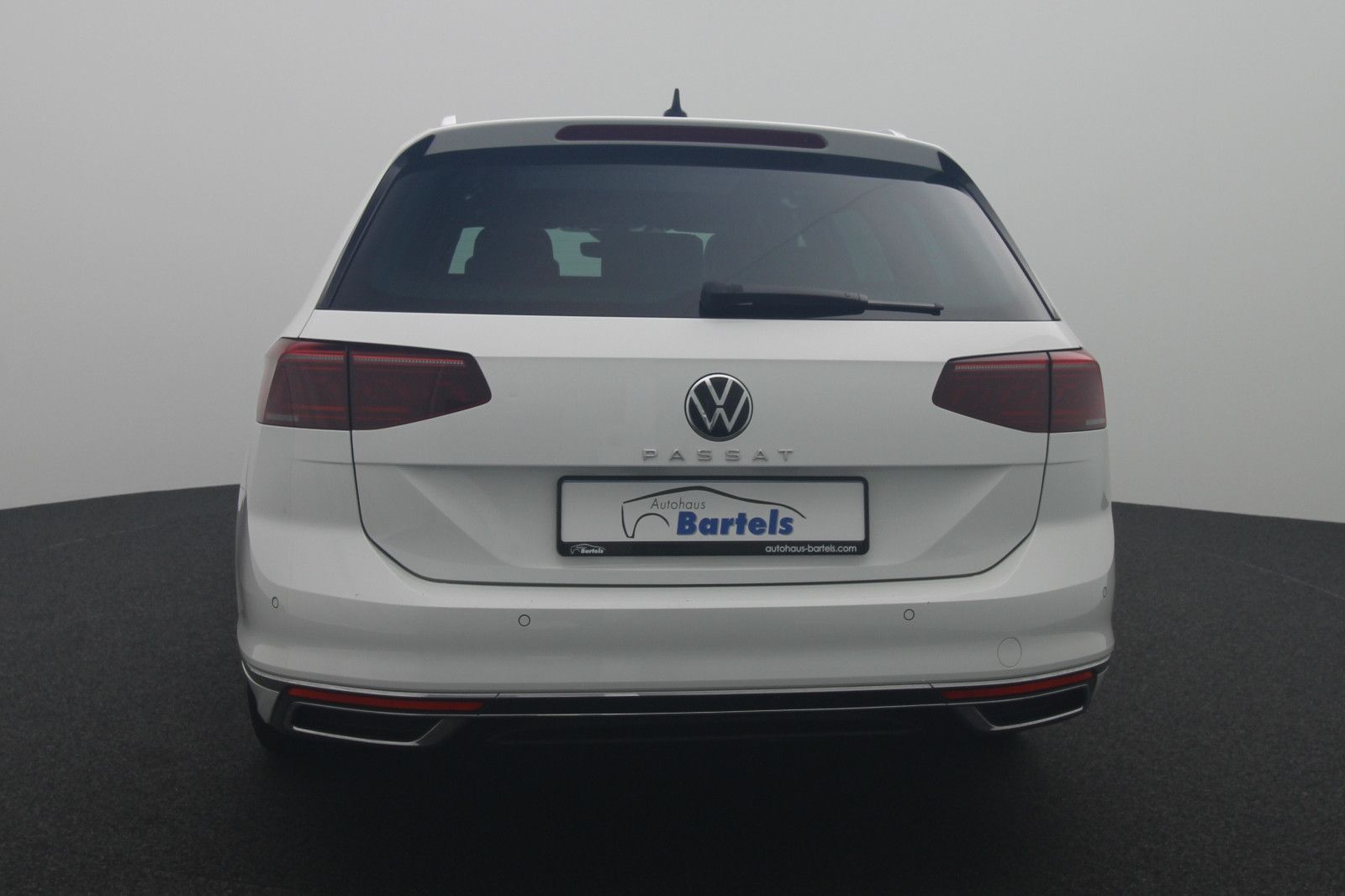 Fahrzeugabbildung Volkswagen Passat Variant 2.0 TDI DSG Elegance Business