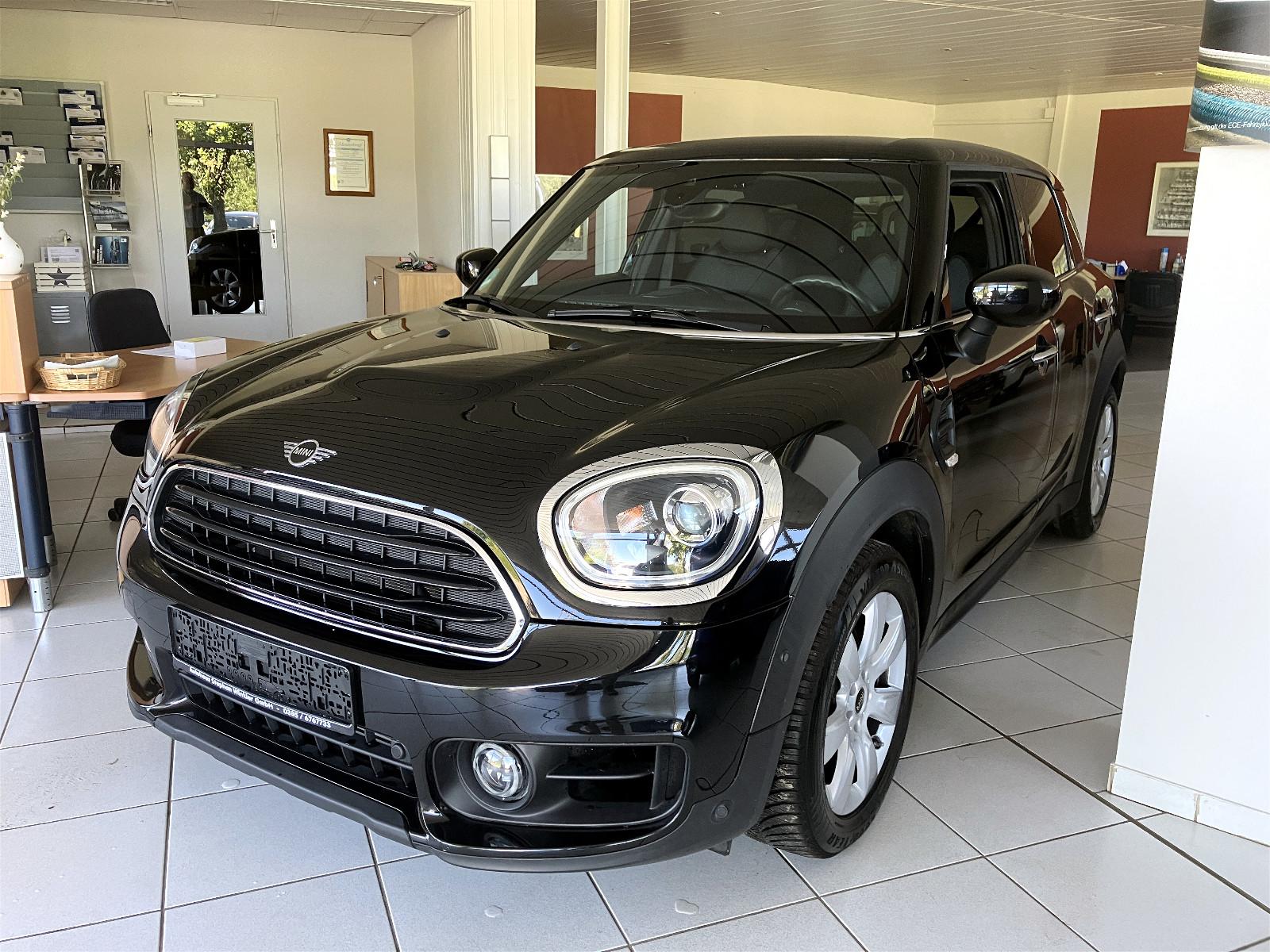 MINI Countryman/AppleCar/Kamera/DrivingAsst/Aktivtemp