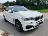 BMW X6 xDrive 50 i 449PS PANORAMA MEMORY LEDER AHK - BMW X6: Ps