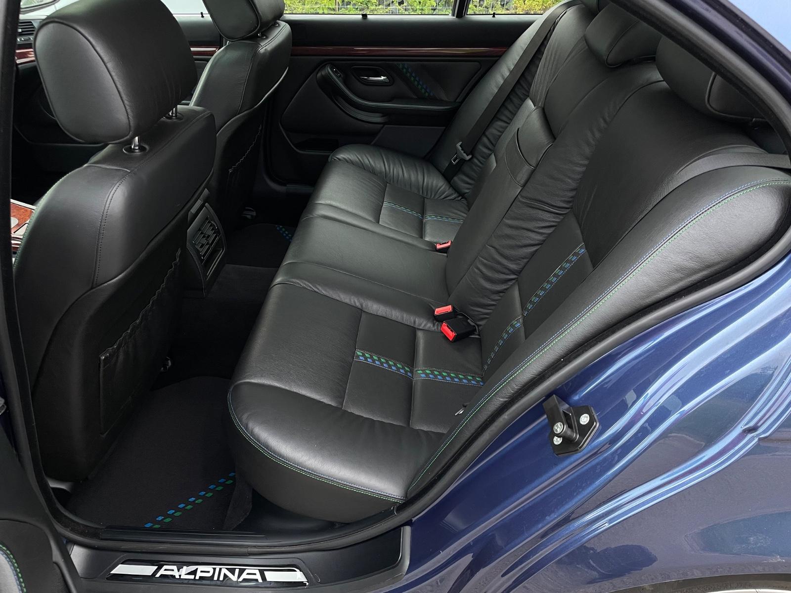 ALPINA Alpina B10 V8S 1 von 188 1. Hand Scheckheft BMW 