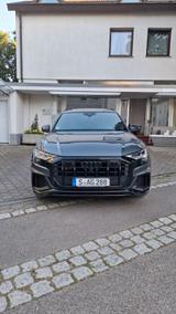 Audi SQ8 TFSI quattro tiptronic - - Audi SQ8 mit Benzin-Antrieb: Automatik
