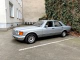 Mercedes-Benz 280 - Mercedes-Benz 280 in Berlin