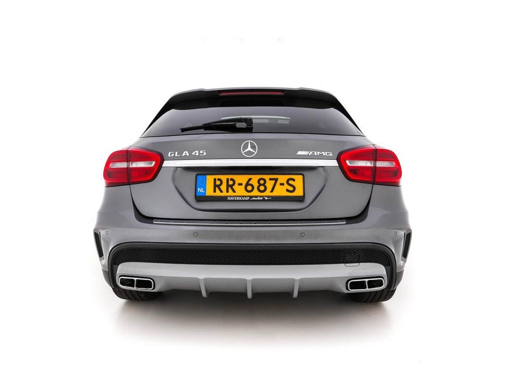 Mercedes-Benz GLA 45 AMG