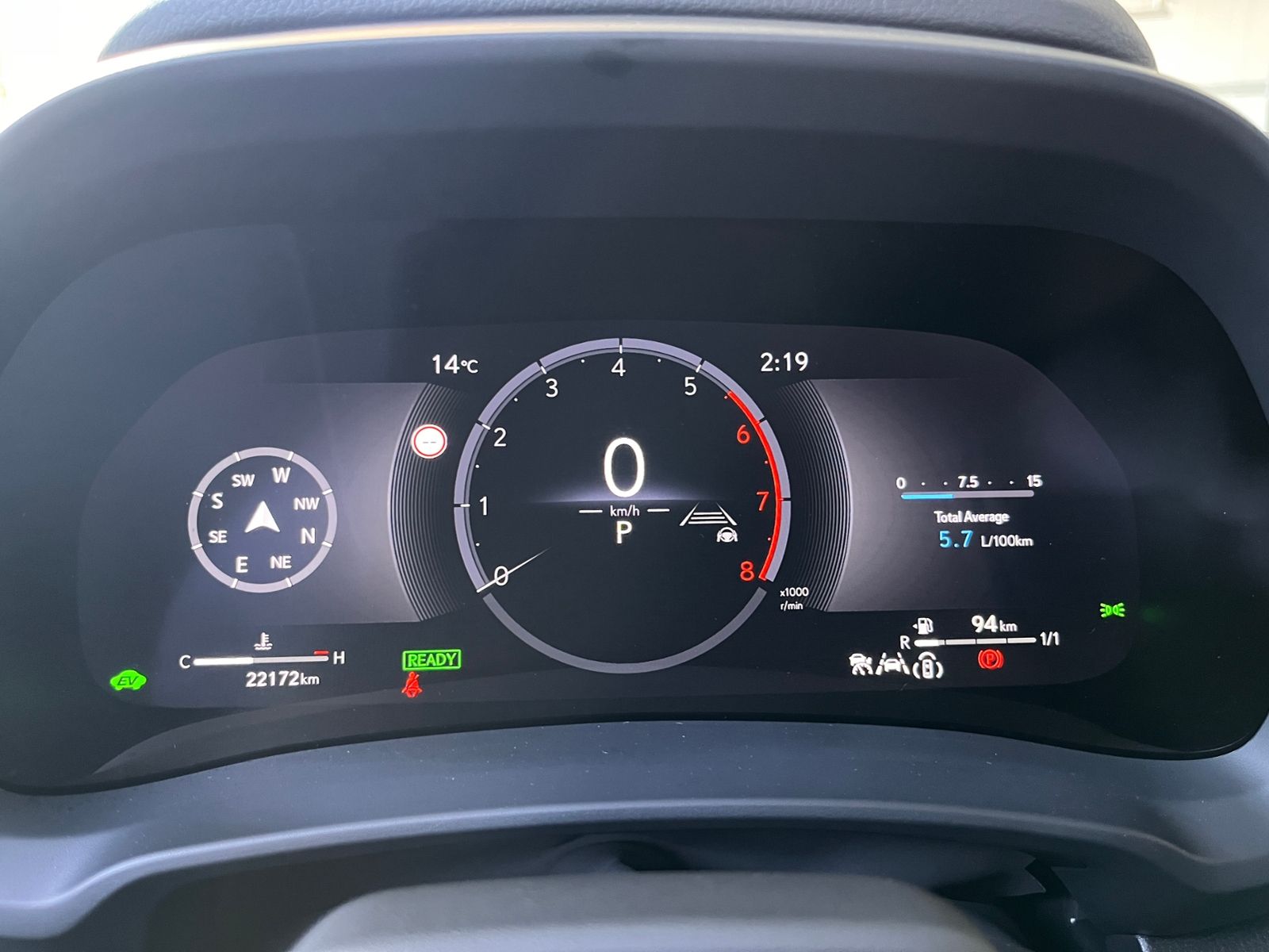 Fahrzeugabbildung Lexus LBX FWD Emotion LED NAV SHZ RFK 18"