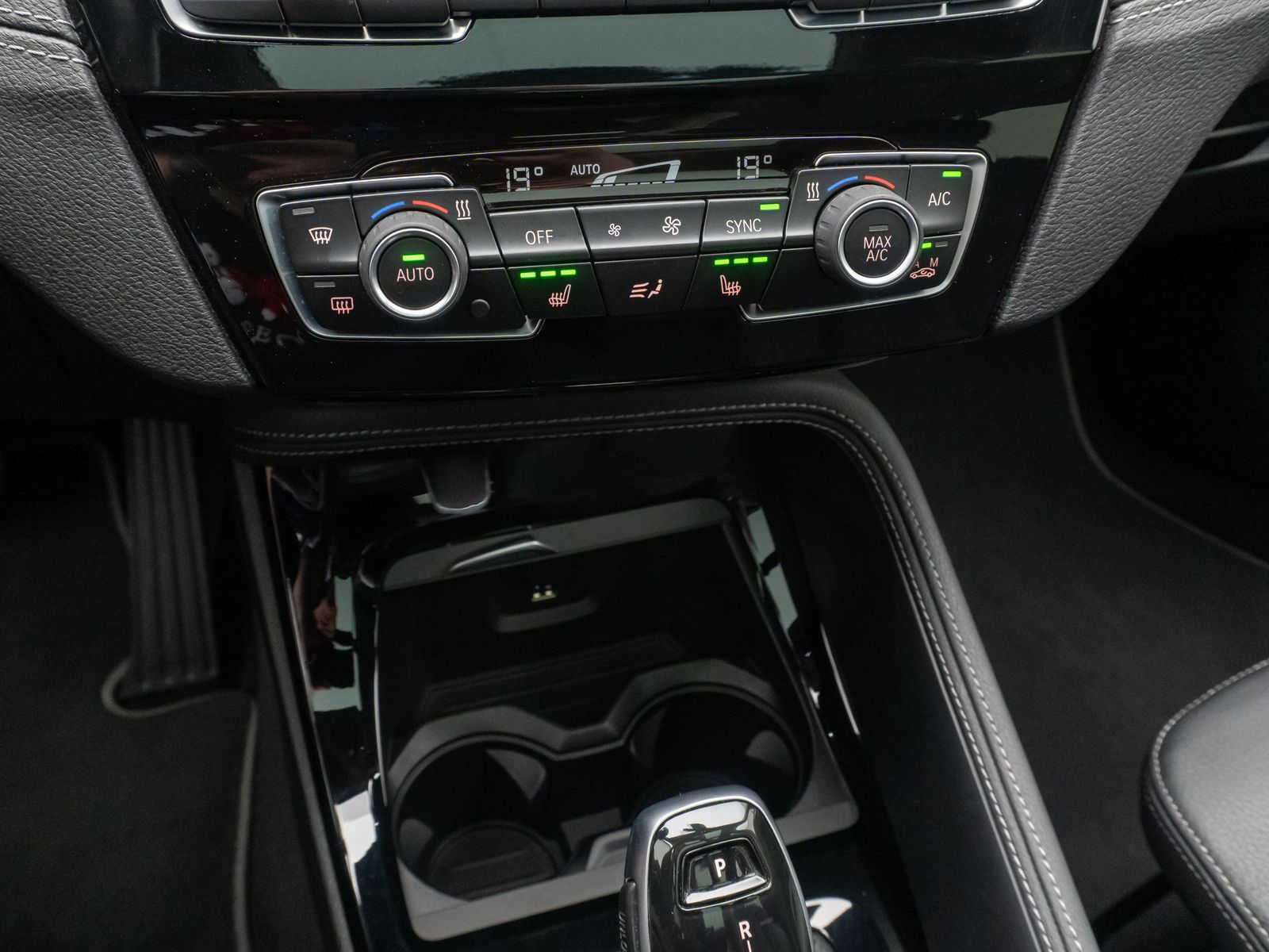 Fahrzeugabbildung BMW X1 sD20d Sport Line ACC Kamera DAB HUD Panorama
