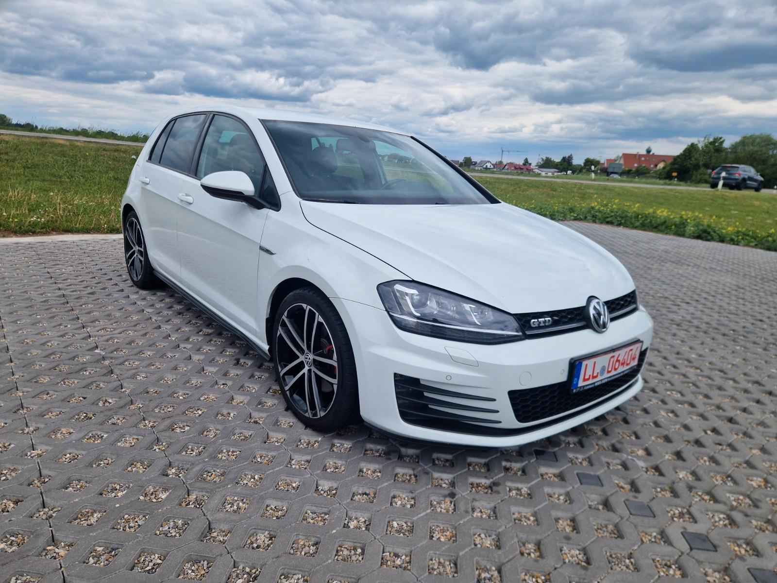 Volkswagen Golf VII Lim. GTD/18"/Xenon/Tüv 02.2027/EU6
