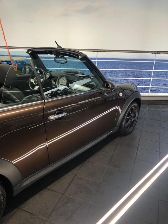 MINI Cooper Cabrio