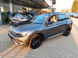 Volkswagen Tiguan OFFROAD 4Motion AHK PanoDach Kamera ACC - Volkswagen: Offroad