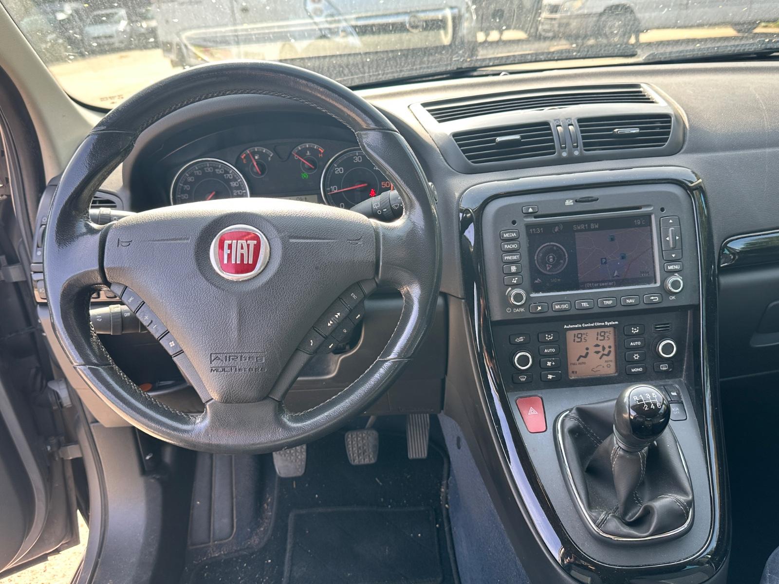 Fiat Croma 2010 — photo 9