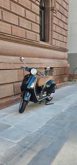 Vespa 125 Gts Super Schwarz NEUE BATTERIE  - Vespa Motorräder in Stuttgart