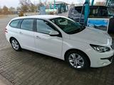 Peugeot 308 SW Active - Peugeot e-308