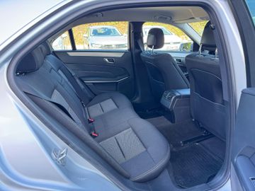 Mercedes E 350 - 12