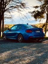 BMW M240i Steptronic Coupé - Estorilblau Metallic - gebrauchte BMW M240i aus dem Jahr 2020