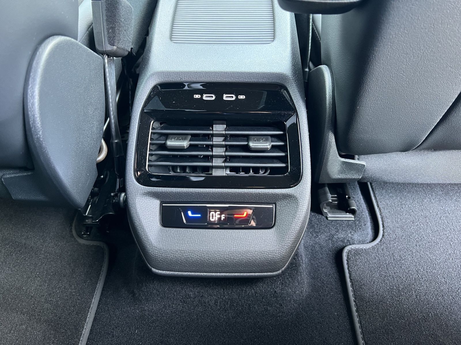 ID.4 Pro Performance 150 kW AHK*LED*ACC*Navi