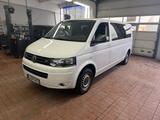 Volkswagen T5 Caravelle lang 2.0 Benzin Rollstuhlrampe Klim - Volkswagen T5 Caravelle: Lang