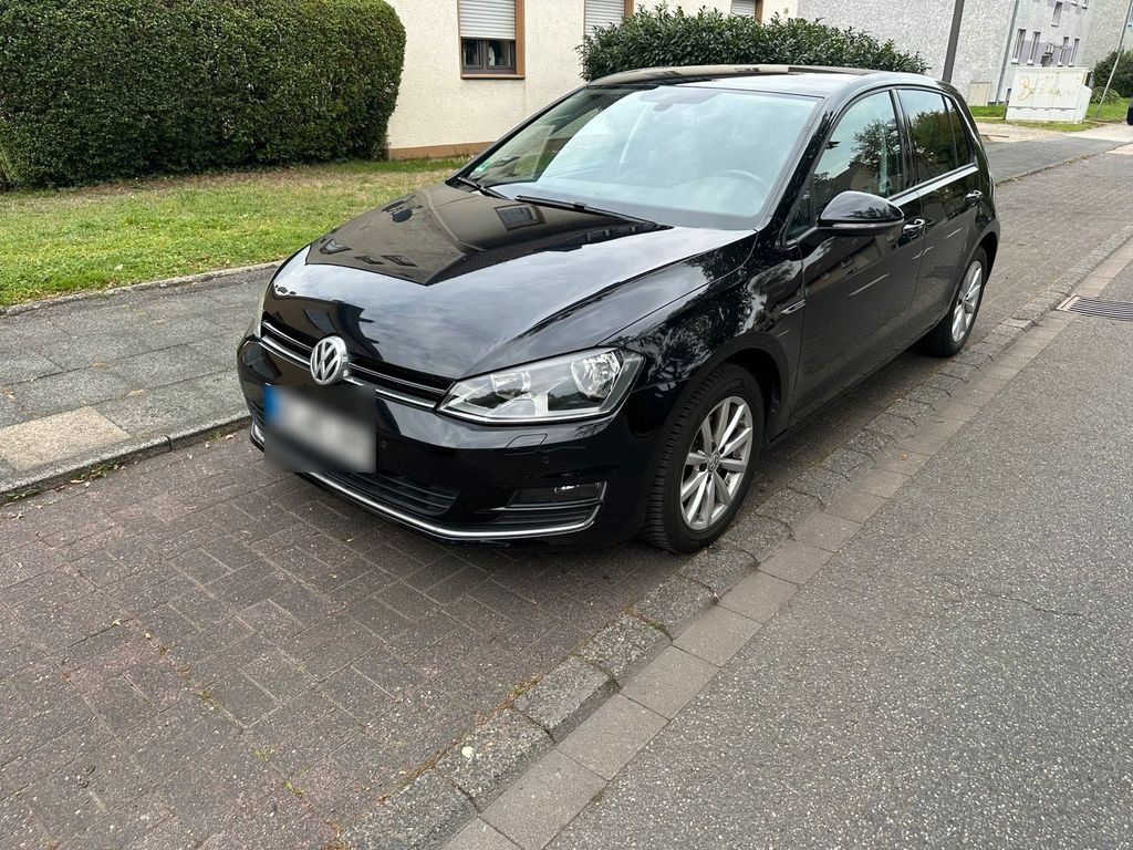 Image of Volkswagen Golf