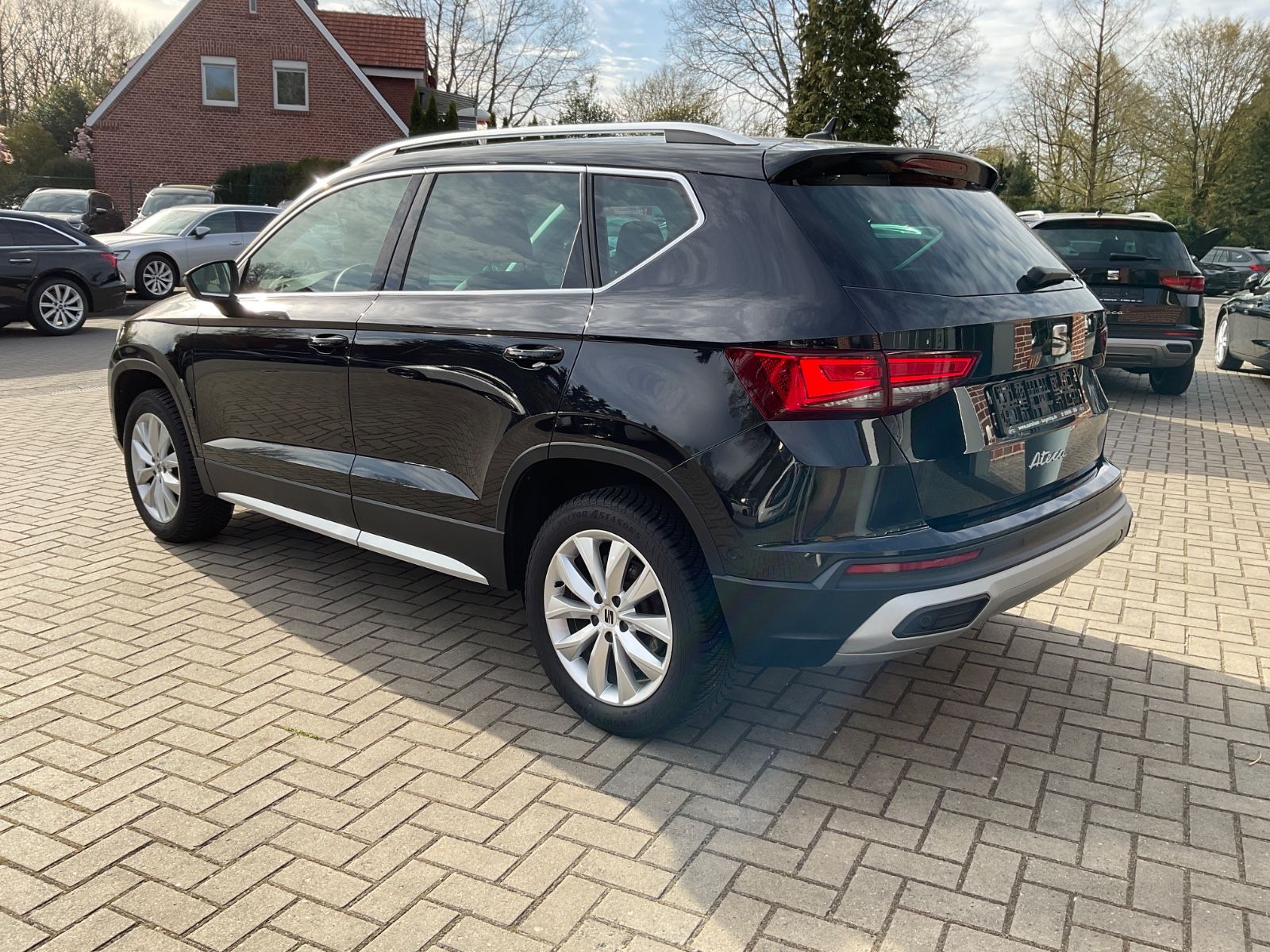Fahrzeugabbildung SEAT Ateca 1.5 TSI Xperience DSG,LED,Kamera,Navi