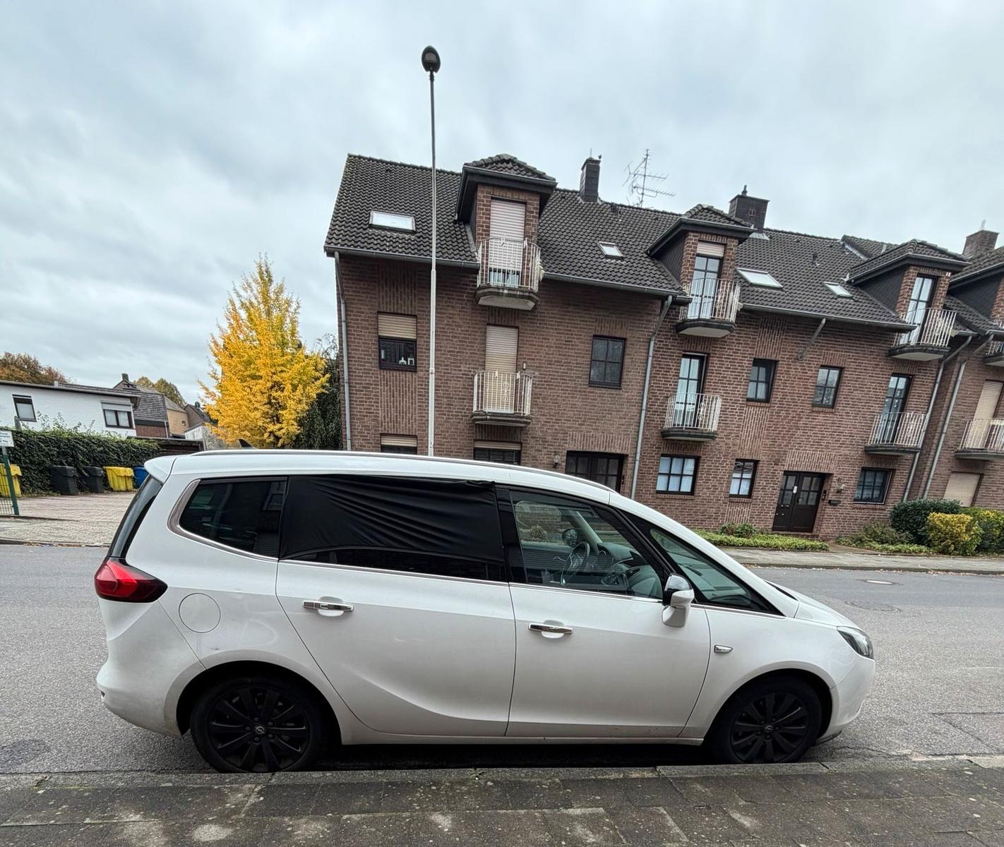 Opel Zafira tourer 2012 — photo 6