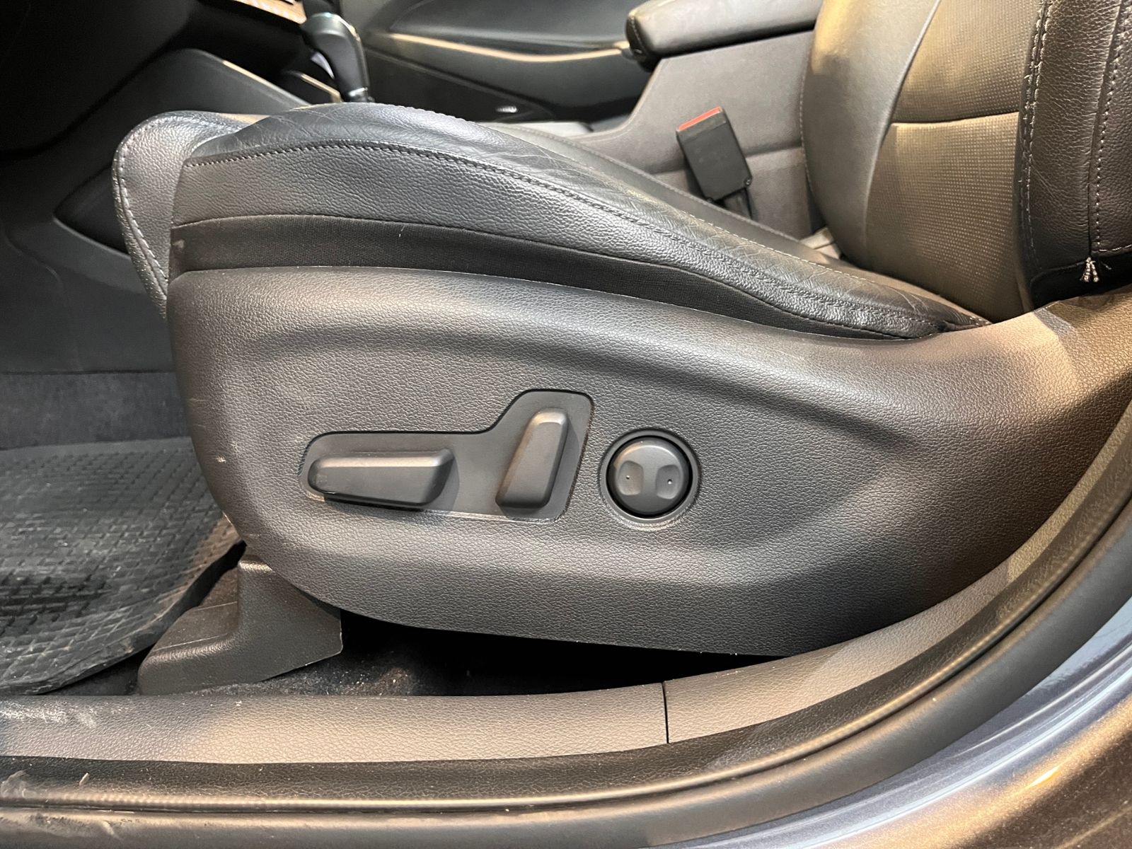 Fahrzeugabbildung Hyundai TUCSON Premium 4WD PANO LED NAVI