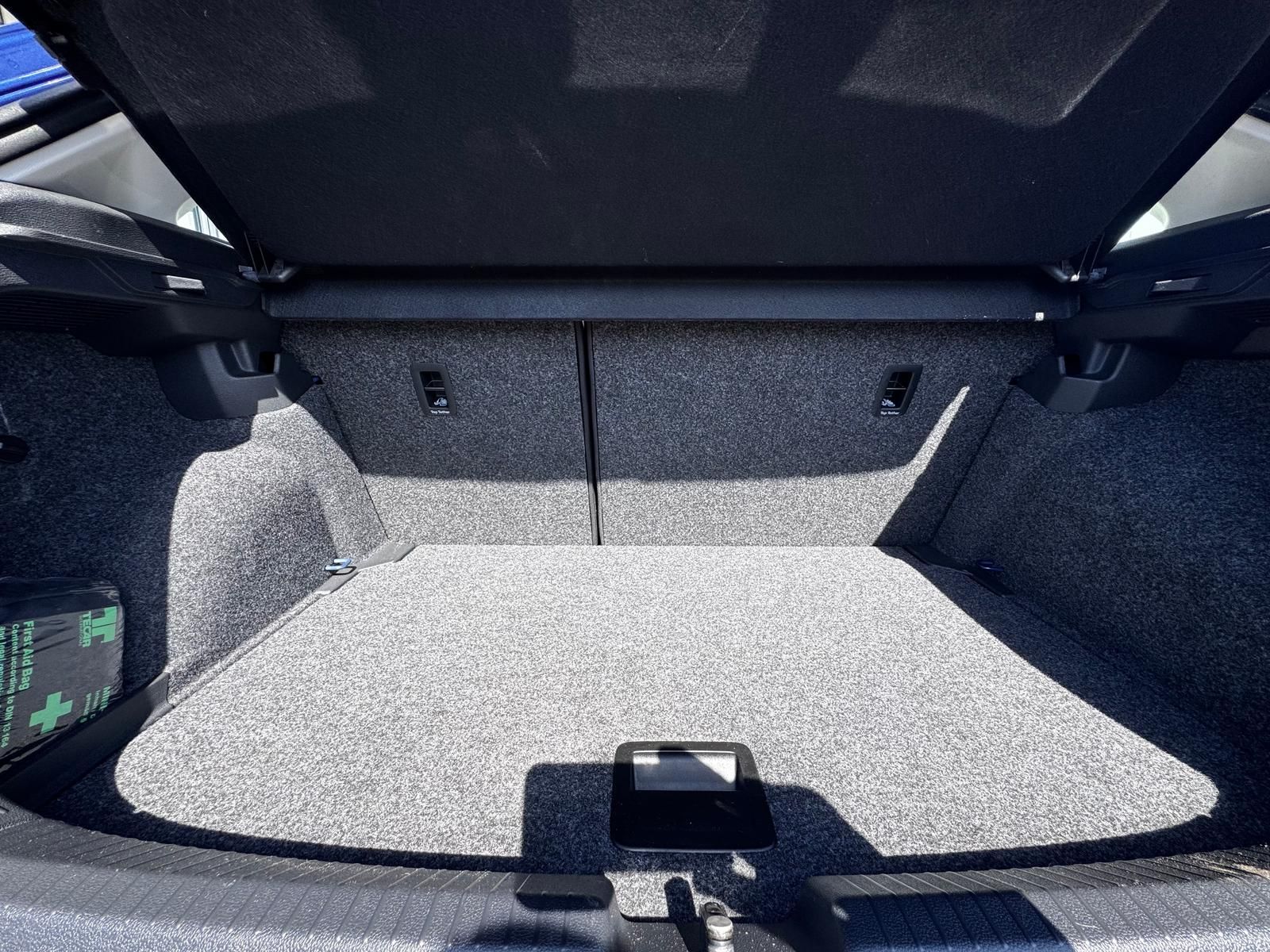 Fahrzeugabbildung Volkswagen Polo Highline  1.0 TSI Rueckfahrkamera