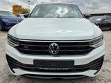 Volkswagen Tiguan R-Line 4Motion 2,0 TSI KEYLESS*PANO - Volkswagen Tiguan: Weiß