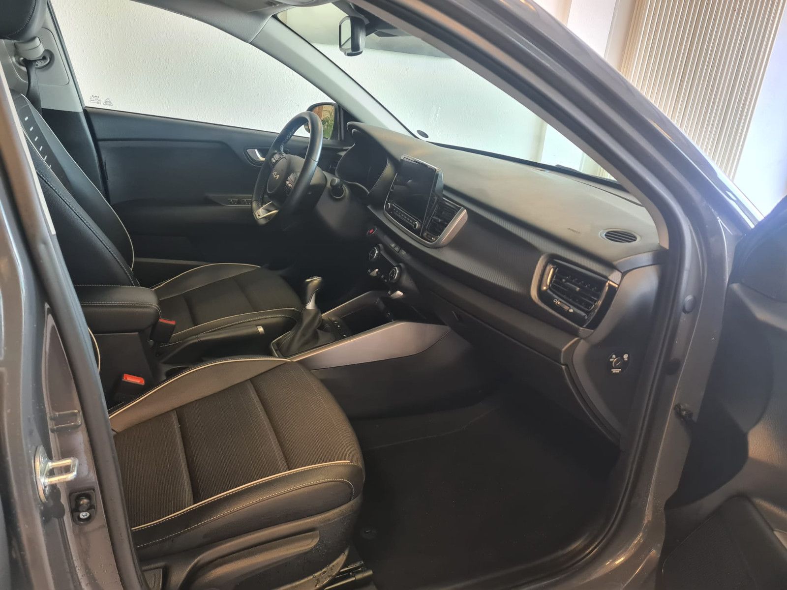 Fahrzeugabbildung Kia Rio GT-Line /1.HAND/WENIG KM/LED/KAMERA
