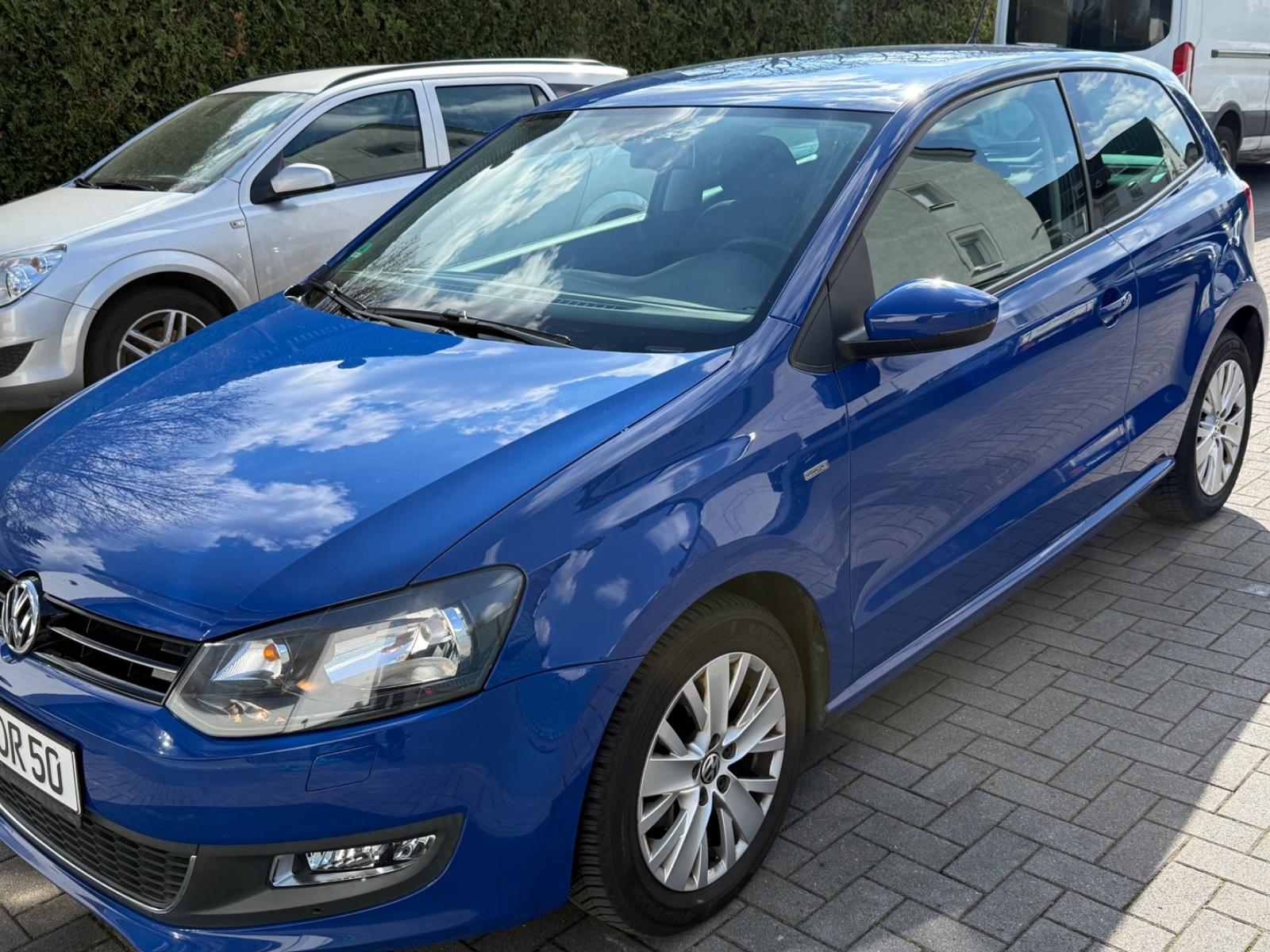Volkswagen Polo 1.2 TSI 66kW LIFE - 1 A+Anhängkupl- Gewährl