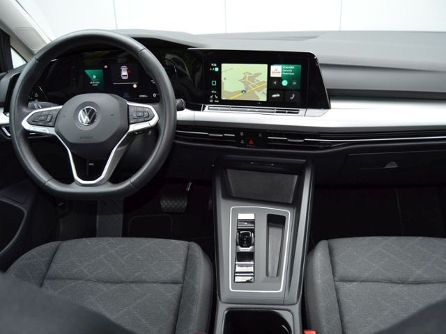Golf VIII Variant 2.0 TDI 150 PS DSG Life 18-ZOL
