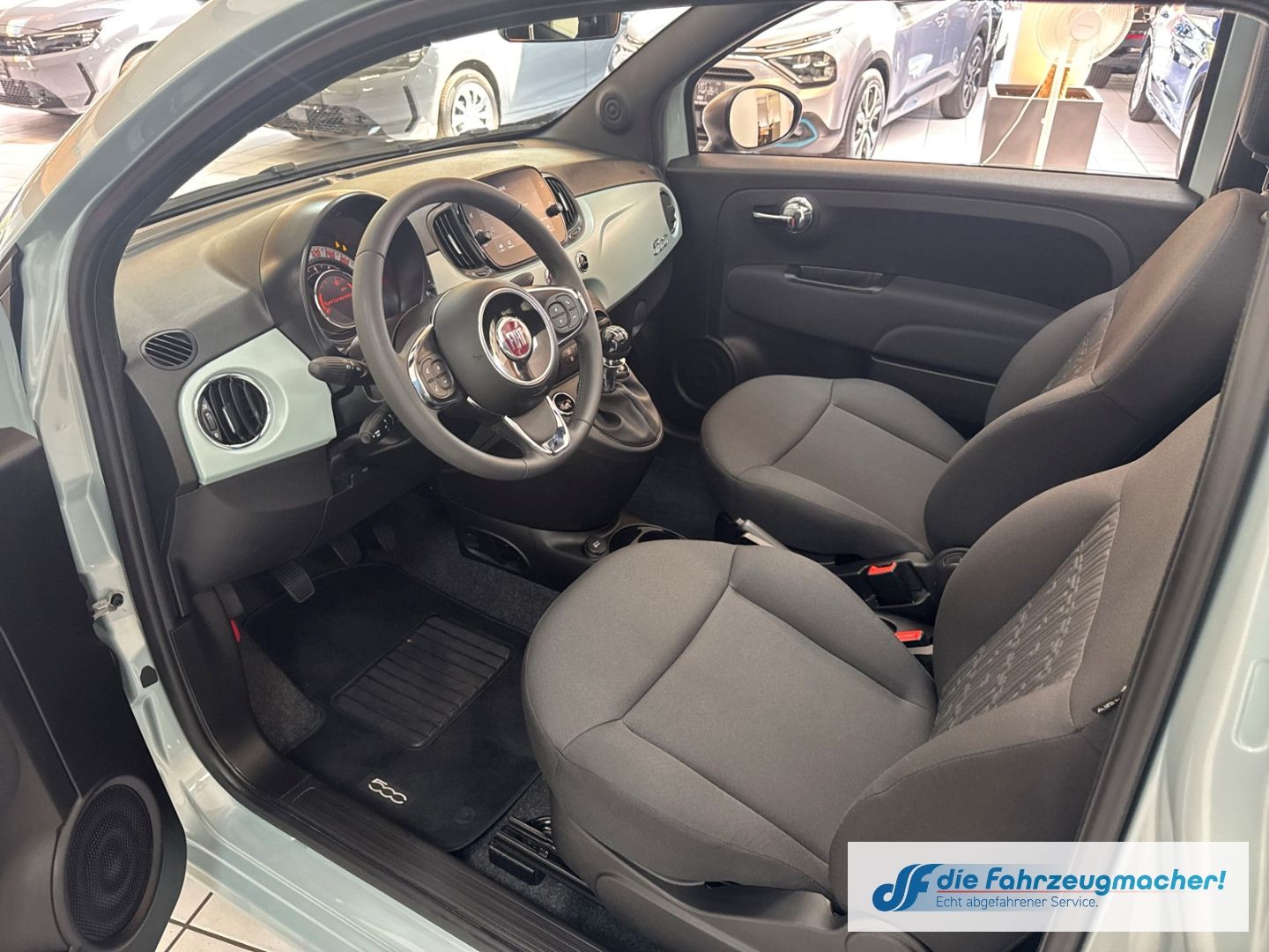 Fahrzeugabbildung Fiat 500 Cabrio Dolcevita 1.0 Mild Hybrid 5tkm Navi A