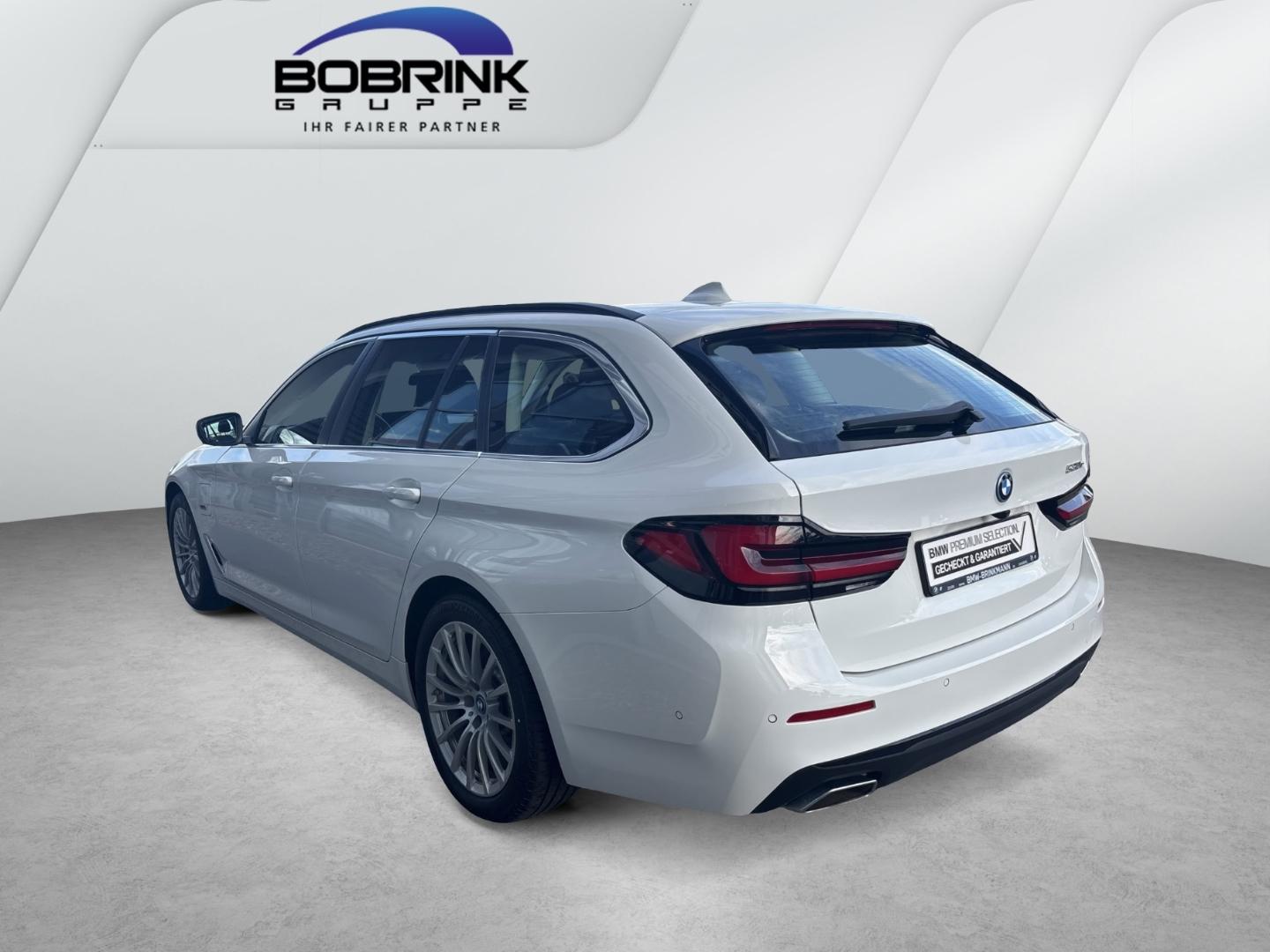 BMW 530 e Touring Hybrid AHK Navi HeadUp DrivingAss
