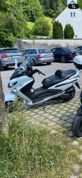 SYM 300 i GT - SYM 300