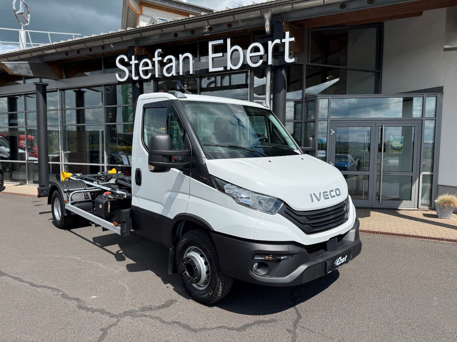 Fahrzeugabbildung Iveco Daily 70C18 3.0L *R4.100mm*AHK*Luft*Sperre*