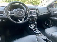 Fahrzeugabbildung Jeep Compass Limited 4WD
