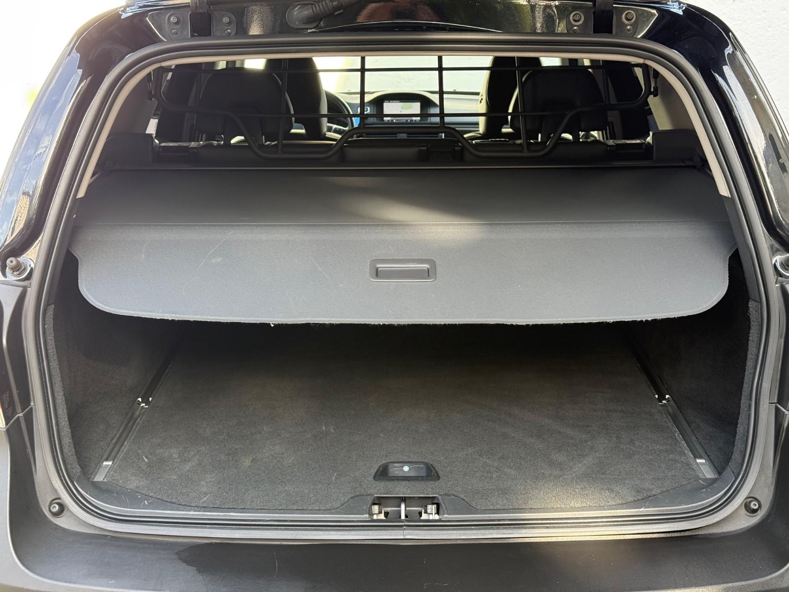 Volvo XC70 D4 163 ch Momentum • Cuir • GPS • Bi-Xénon • Webasto • Sièges enfants intégrés
