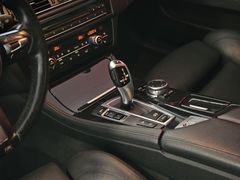 Fahrzeugabbildung BMW 535 d Lim. xDrive ( BI-XENON/ GSHD/ NAVI/ SHZ/ L