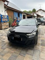 Audi A1 40 TFSI S tronic Sportback - S line - Audi A1: Von Privat