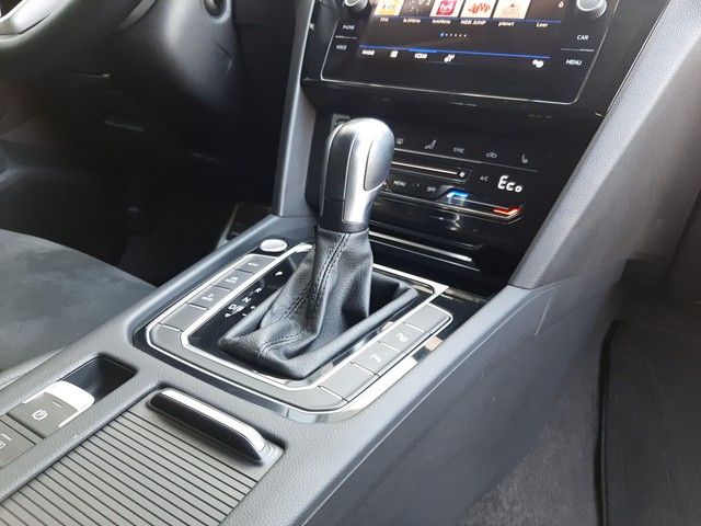 Fahrzeugabbildung Volkswagen Arteon Shooting Brake Elegance eHybrid Matrix