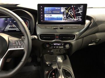 Fotografie des Nissan Juke 1.0 DIG-T DCT N-Connecta