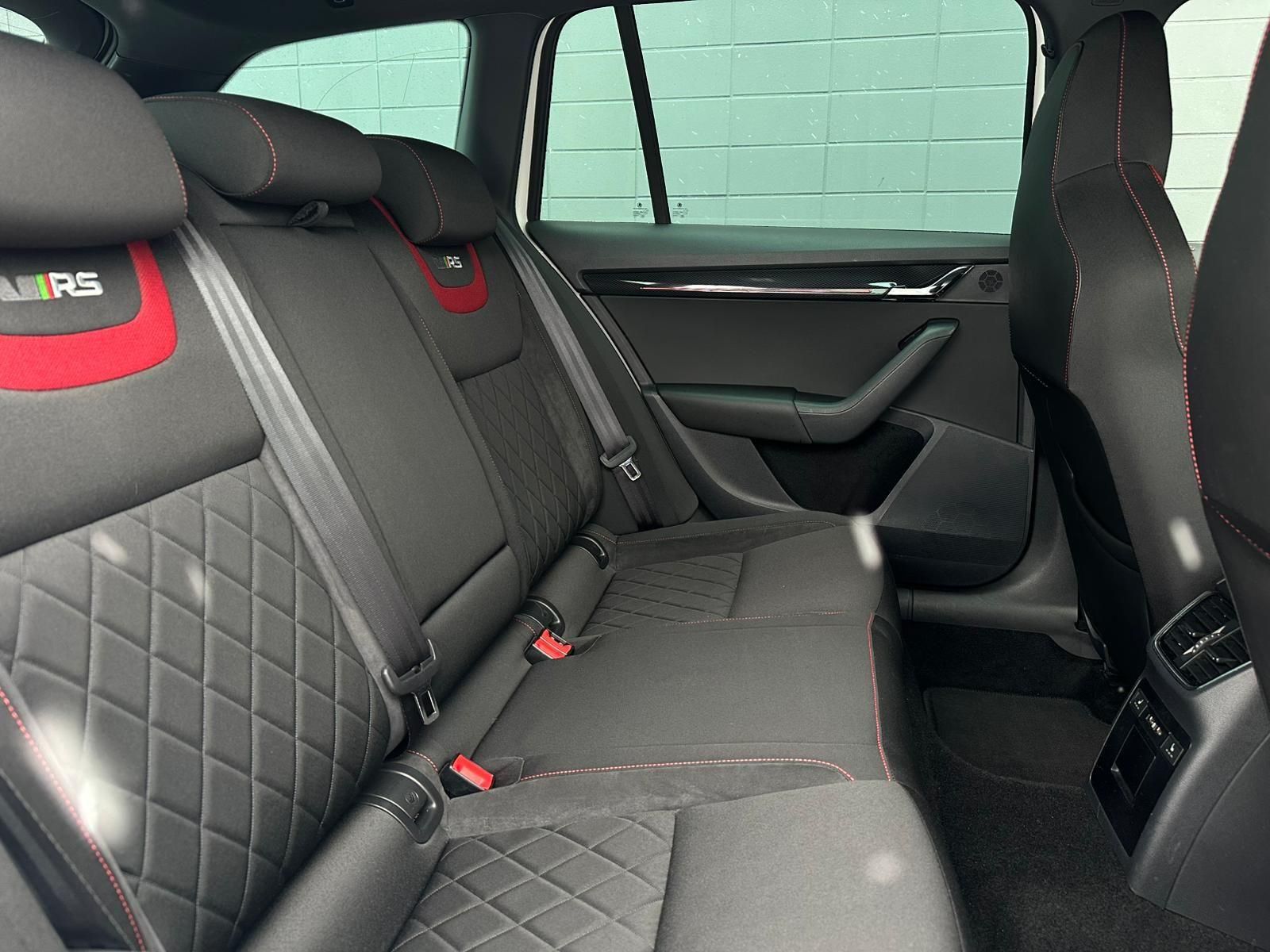 SKODA Octavia 2.0TDI RS* LED#4xSHZ#AHK#TEMPO#NAVI#PDC - Image 16