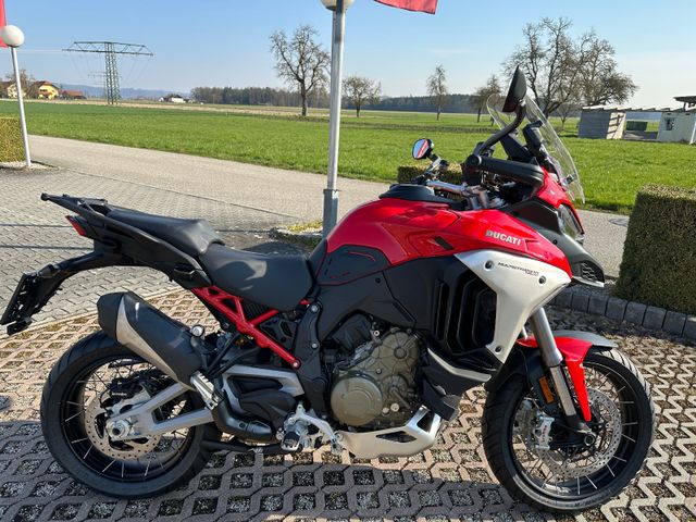 Ducati Multistrada V4 Rally Radar