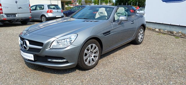 Mercedes-Benz SLK 250 Airscarf Comand ILS Pano