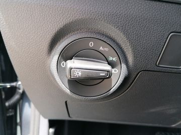 Fahrzeugabbildung SEAT Arona 1.0 TSI FR+DSG+TEMPOMAT+R-KAMERA+SITZHEIZ+