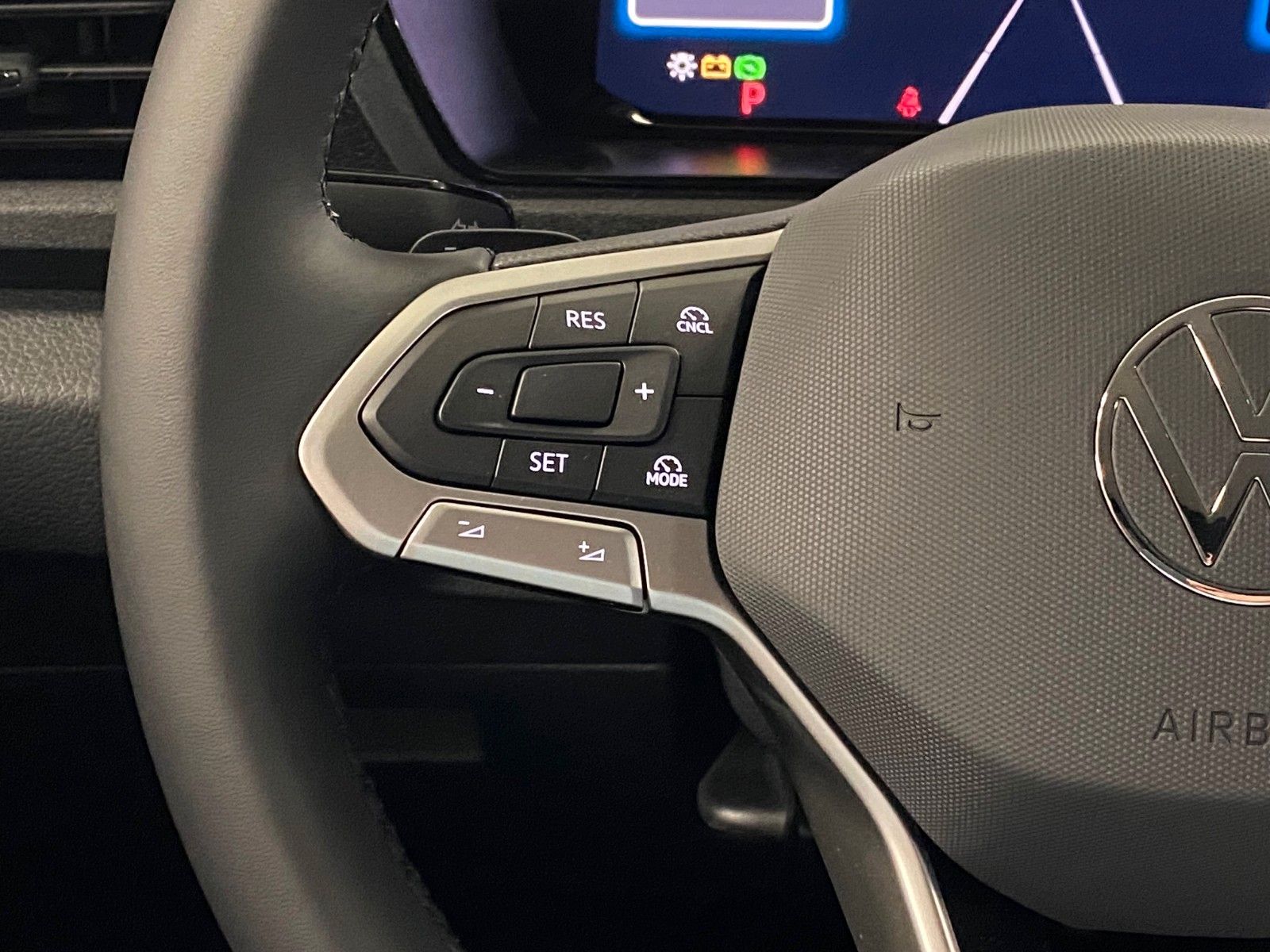 Fahrzeugabbildung Volkswagen Caddy Maxi 2.0 TDI+DSG+Kasten+2030 GARANTIE+250t