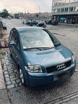 Audi A2  Baujahr 2003  TÜV bis 06/2026 ... - Audi A2 Gebrauchtwagen in Hamburg