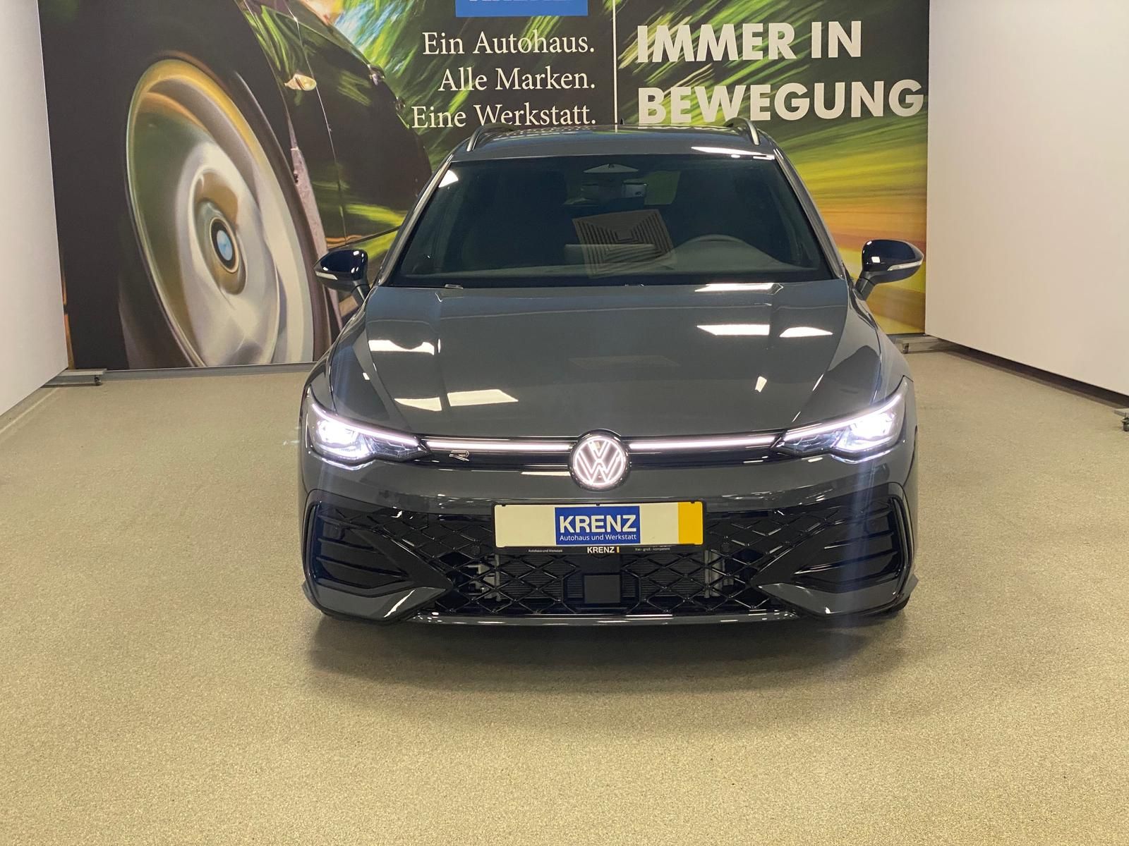 Fahrzeugabbildung Volkswagen Variant 2.0 TSI 4Mot R-Line BlackStyle+AHK+MATRI