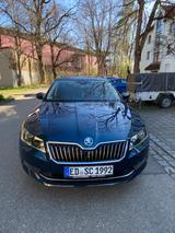 Skoda Superb 2.0 TDI SCR 140kW DSG 4x4 L&K Combi L&K - Skoda Superb mit Diesel-Antrieb: Allradantrieb, Kombi, 2.0