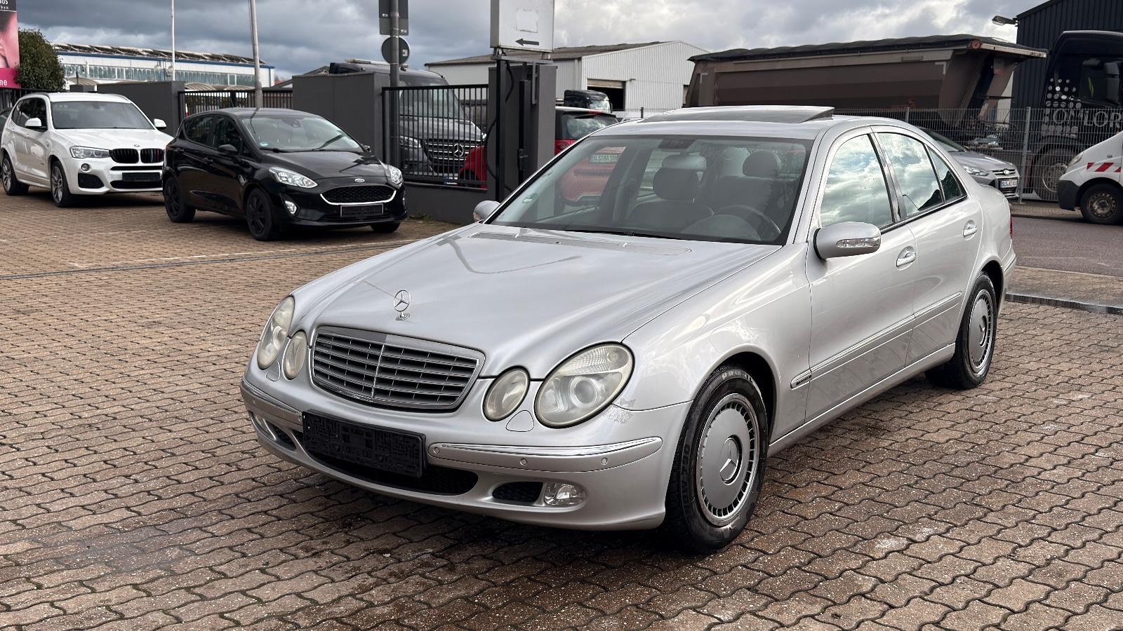 Mercedes-Benz E 320 ELEGANCE*NAVI*AUTOM*SHZ*SD*LEDER*