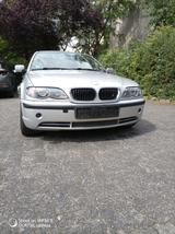 BMW E46 330 Xi - BMW 330 aus 2005: 330xi