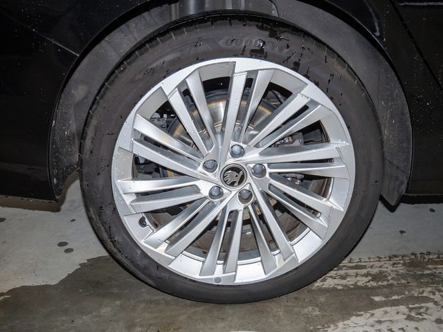 Foto Nummer 5: SKODA Superb