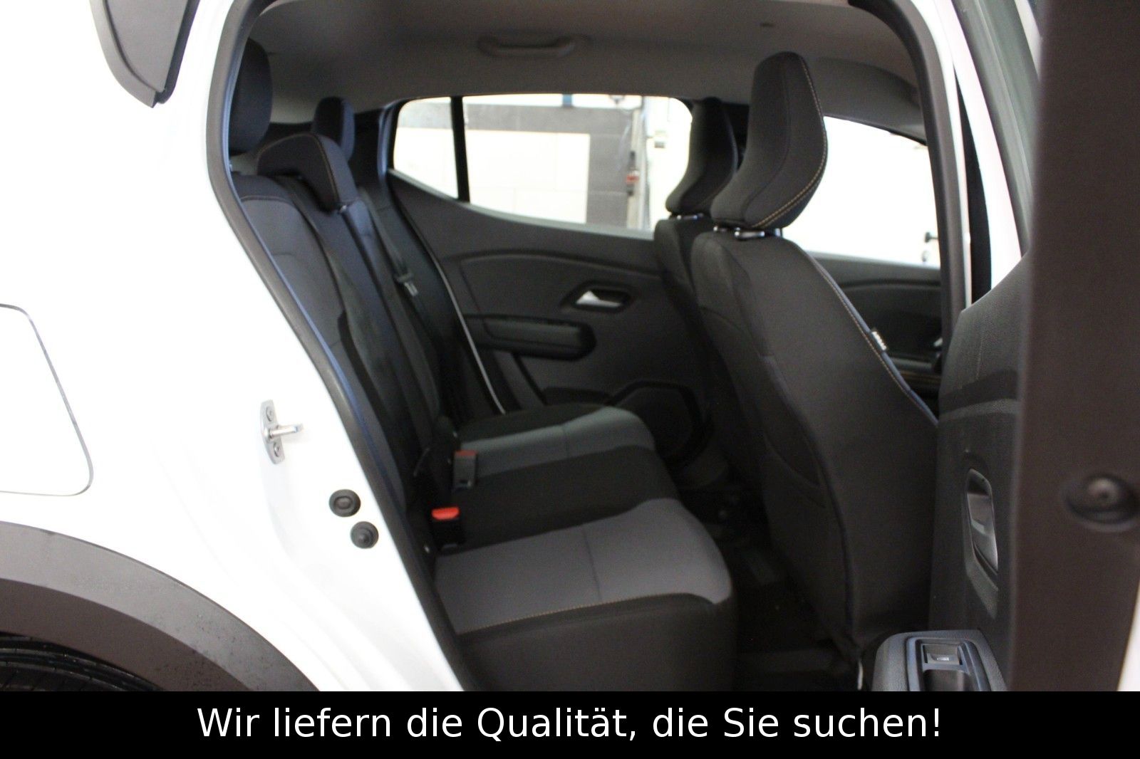 Fahrzeugabbildung Dacia Sandero Stepway Eco-G 100 Extreme+